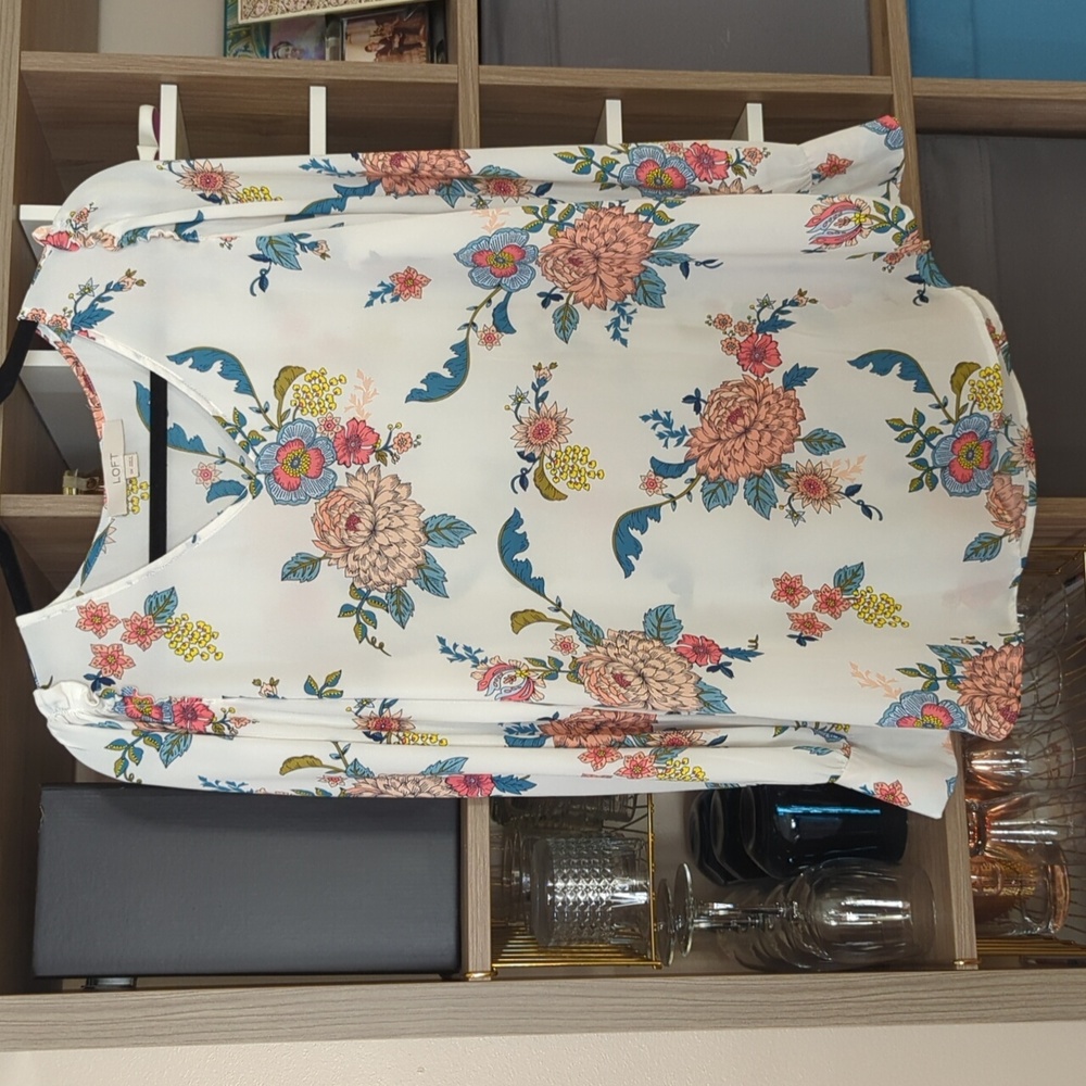 LOFT Sm Floral Long Sleeve Blouse